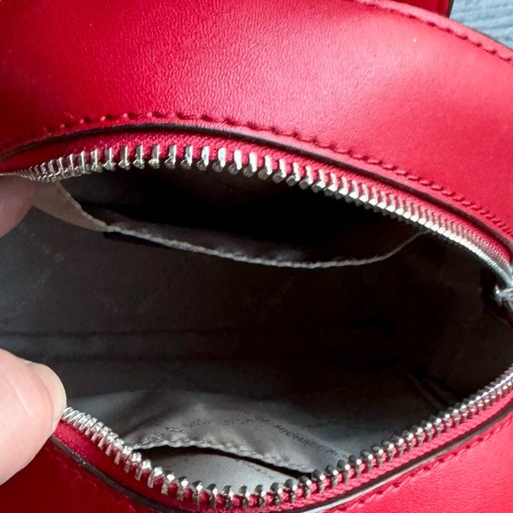 Michael Kors Jaycee XS mini backpack bag - Picture 4 of 6